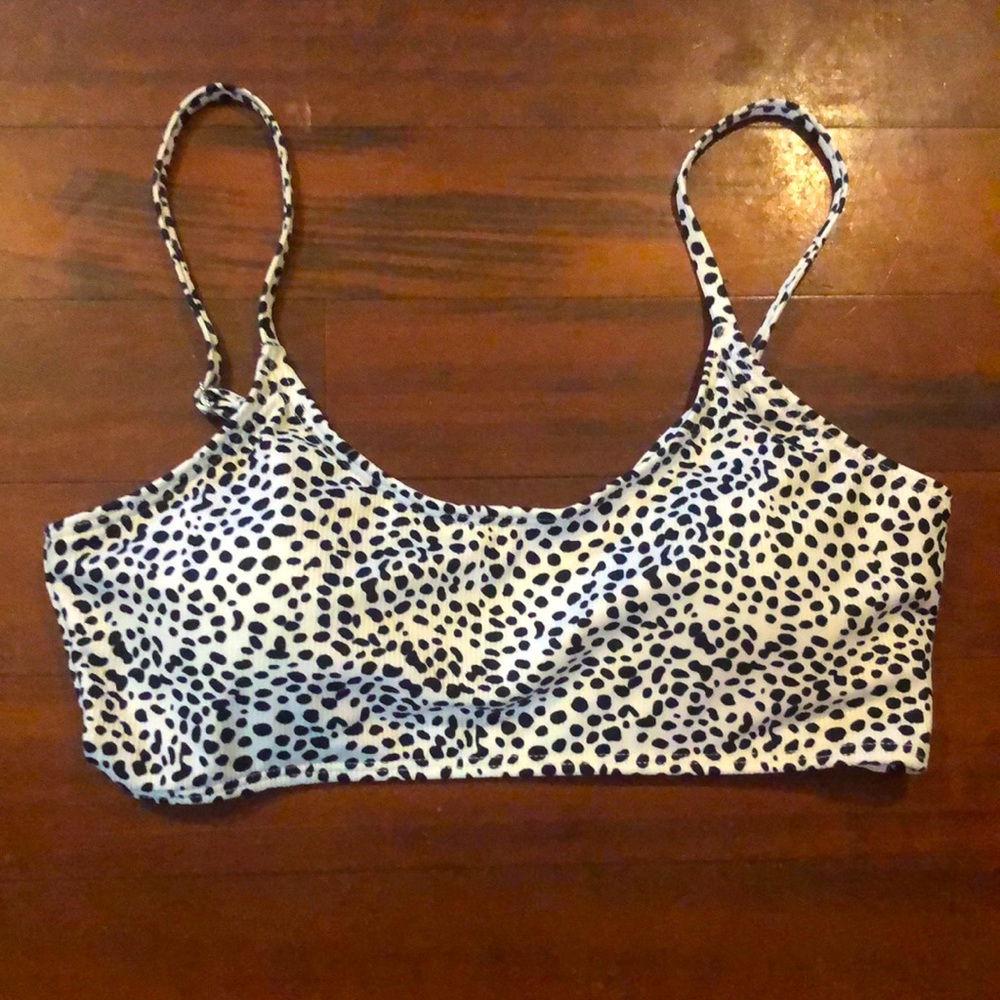Black and white bikini top